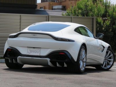 2021 Aston Martin VANTAGE — миниатюра 18