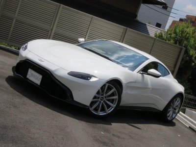 2021 Aston Martin VANTAGE photo 4