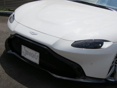 2021 Aston Martin VANTAGE photo 8