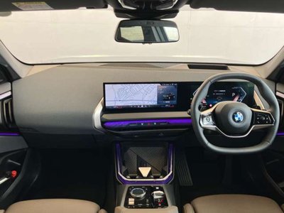 2024 BMW X3 photo 3