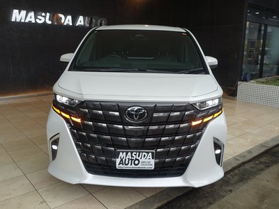 2025 Toyota ALPHARD — фото 2