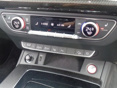 2022 AUDI SQ5 SPORTBACK 照片 7