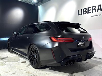 صورة مصغرة 43 لـ 2026 BMW M5 TOURING