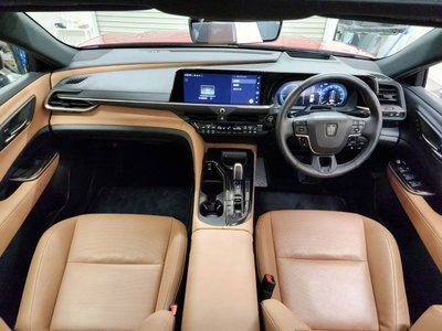 صورة 3 لـ 2023 Toyota CROWN SPORT