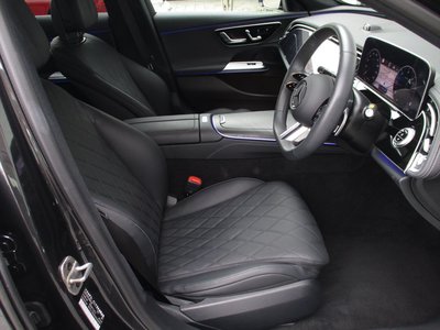 2025 Mercedes-BENZ E-CLASS photo 12
