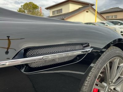 صورة 11 لـ 2010 Aston Martin RAPIDE