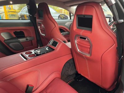 صورة 37 لـ 2010 Aston Martin RAPIDE