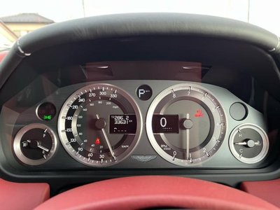 صورة 22 لـ 2010 Aston Martin RAPIDE