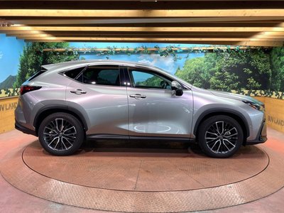2023 Lexus NX — миниатюра 62