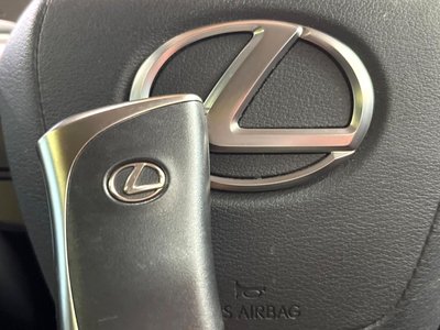 2023 Lexus NX — миниатюра 38