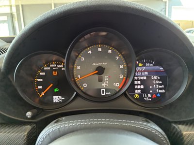 2024 Porsche 718 SPYDER photo 12