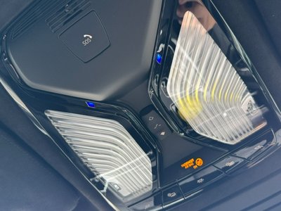 2025 BMW X7 thumbnail 43