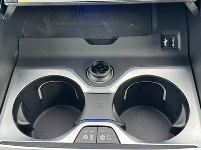 2025 BMW X7 thumbnail 41