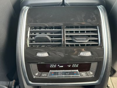 2025 BMW X7 thumbnail 56
