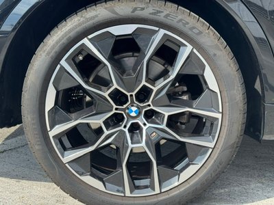 2025 BMW X7 thumbnail 17