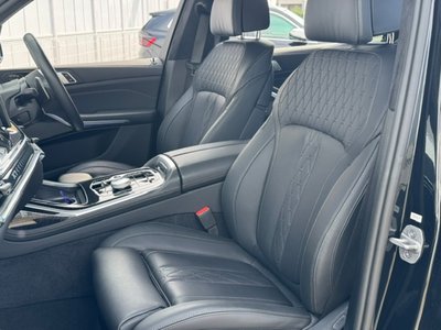 2025 BMW X7 thumbnail 53