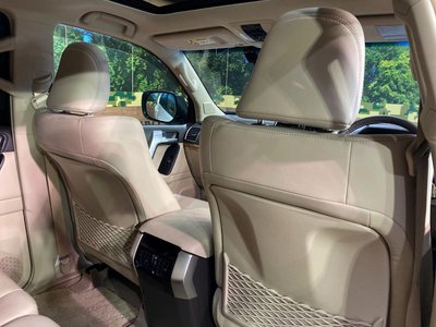 صورة 37 لـ 2023 Toyota LAND CRUISER PRADO