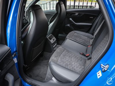2021 AUDI RS4 AVANT 照片 22