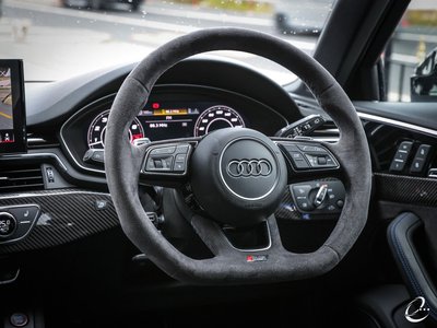 2021 AUDI RS4 AVANT 照片 42