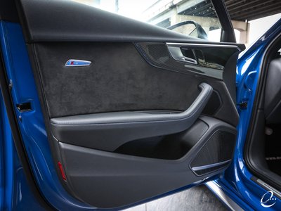 2021 AUDI RS4 AVANT 照片 23