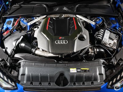 2021 AUDI RS4 AVANT 照片 32