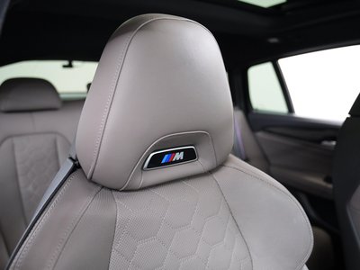 صورة 11 لـ 2022 BMW X4 M