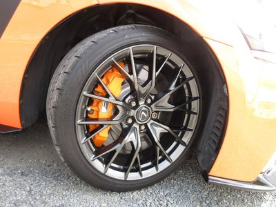2016 Lexus GS F photo 40