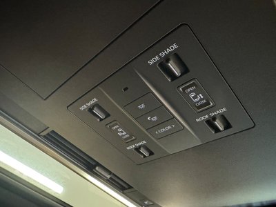 صورة 120 لـ 2023 Toyota VELLFIRE