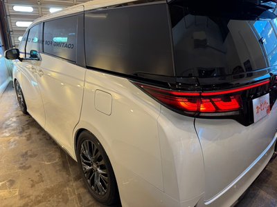 صورة 17 لـ 2023 Toyota VELLFIRE