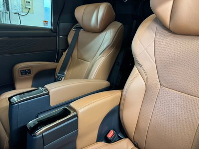 صورة 98 لـ 2023 Toyota VELLFIRE