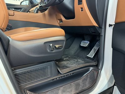 صورة 91 لـ 2023 Toyota VELLFIRE