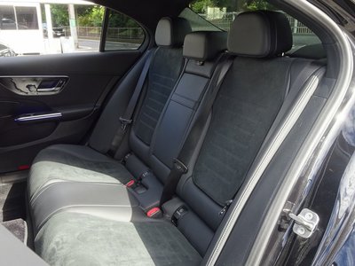 2026 Mercedes-BENZ C-CLASS photo 11