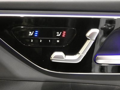 صورة 15 لـ 2024 Mercedes-BENZ GLC AMG
