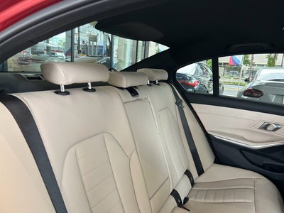 2026 BMW 3 SERIES thumbnail 17