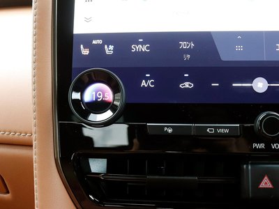 2023 Toyota VELLFIRE photo 11