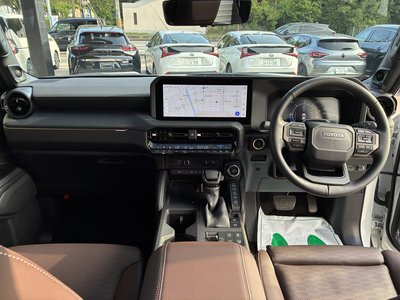2024 Toyota LAND CRUISER 250 photo 12