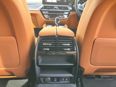 2022 BMW 5 SERIES TOURING 照片 67