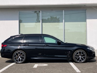 2022 BMW 5 SERIES TOURING 照片 12