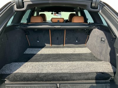 2022 BMW 5 SERIES TOURING 照片 90