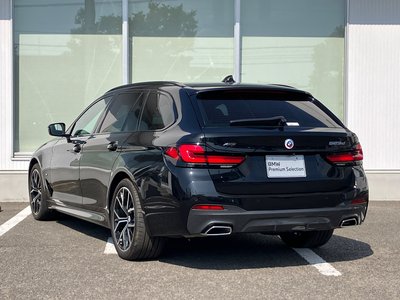 2022 BMW 5 SERIES TOURING 照片 6