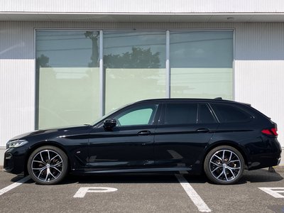 2022 BMW 5 SERIES TOURING 照片 4