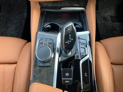2022 BMW 5 SERIES TOURING 照片 38