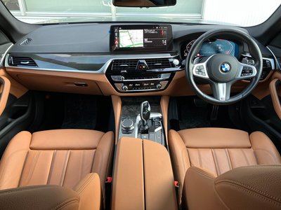 2022 BMW 5 SERIES TOURING 照片 19