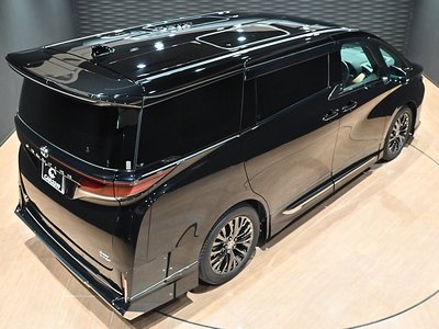 2024 Toyota VELLFIRE — фото 8