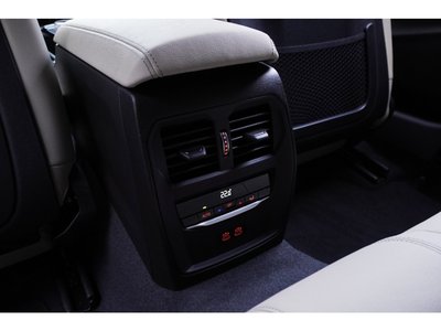 صورة 36 لـ 2022 BMW 2 SERIES COUPE