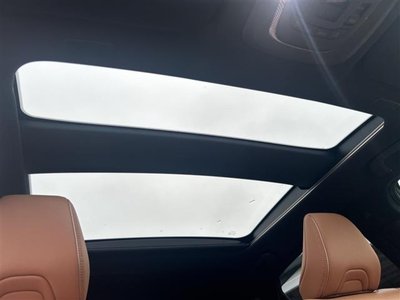 2025 Toyota CROWN SPORT photo 16