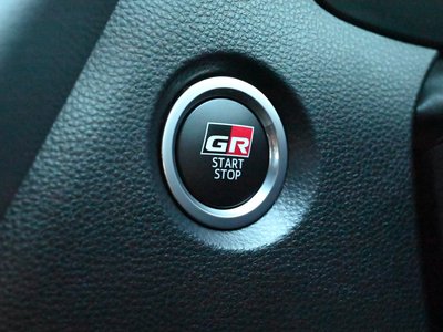 صورة 59 لـ 2023 Toyota GR COROLLA