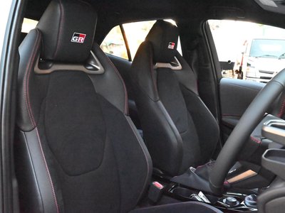صورة 40 لـ 2023 Toyota GR COROLLA