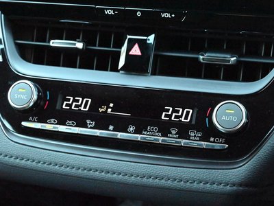 صورة 73 لـ 2023 Toyota GR COROLLA