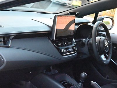 صورة 43 لـ 2023 Toyota GR COROLLA